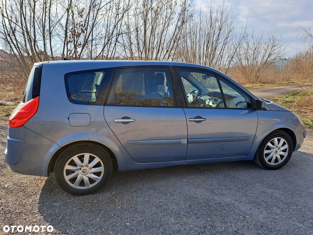 Renault Scenic - 4