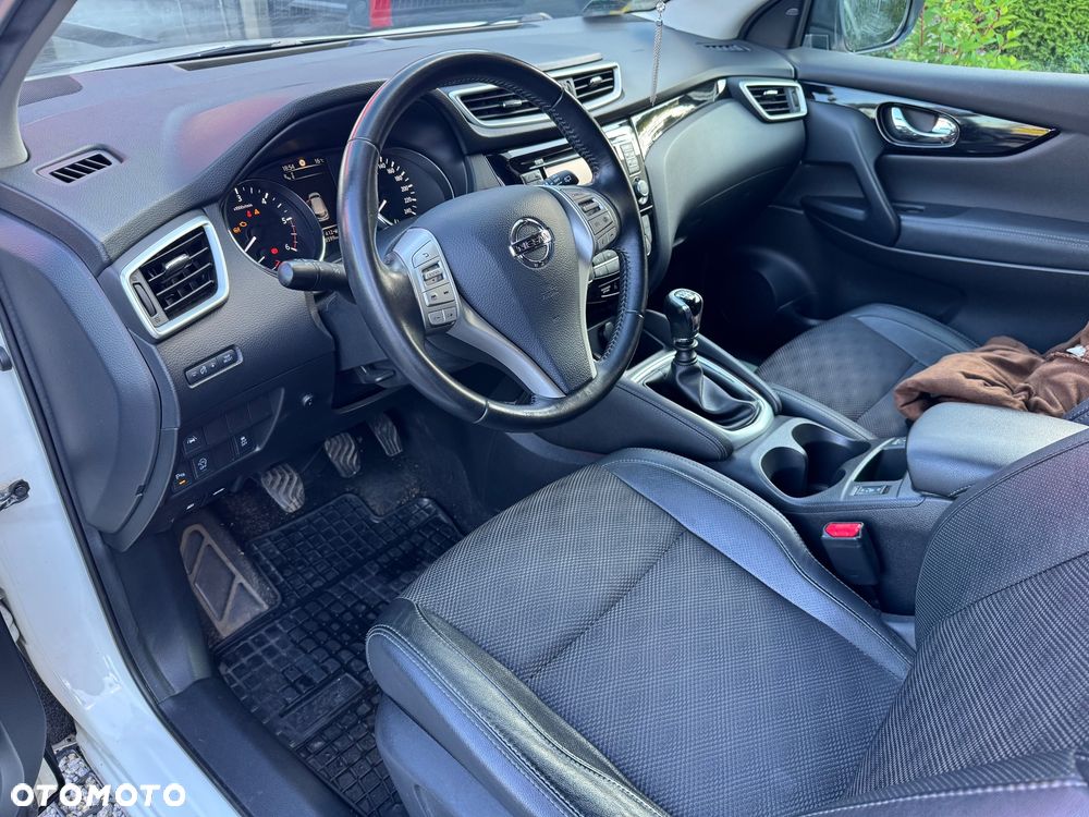 Nissan Qashqai - 14