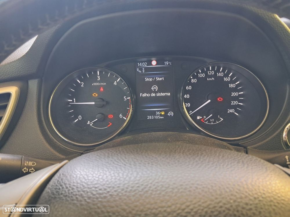 Nissan Qashqai 1.5 dCi 360 - 17