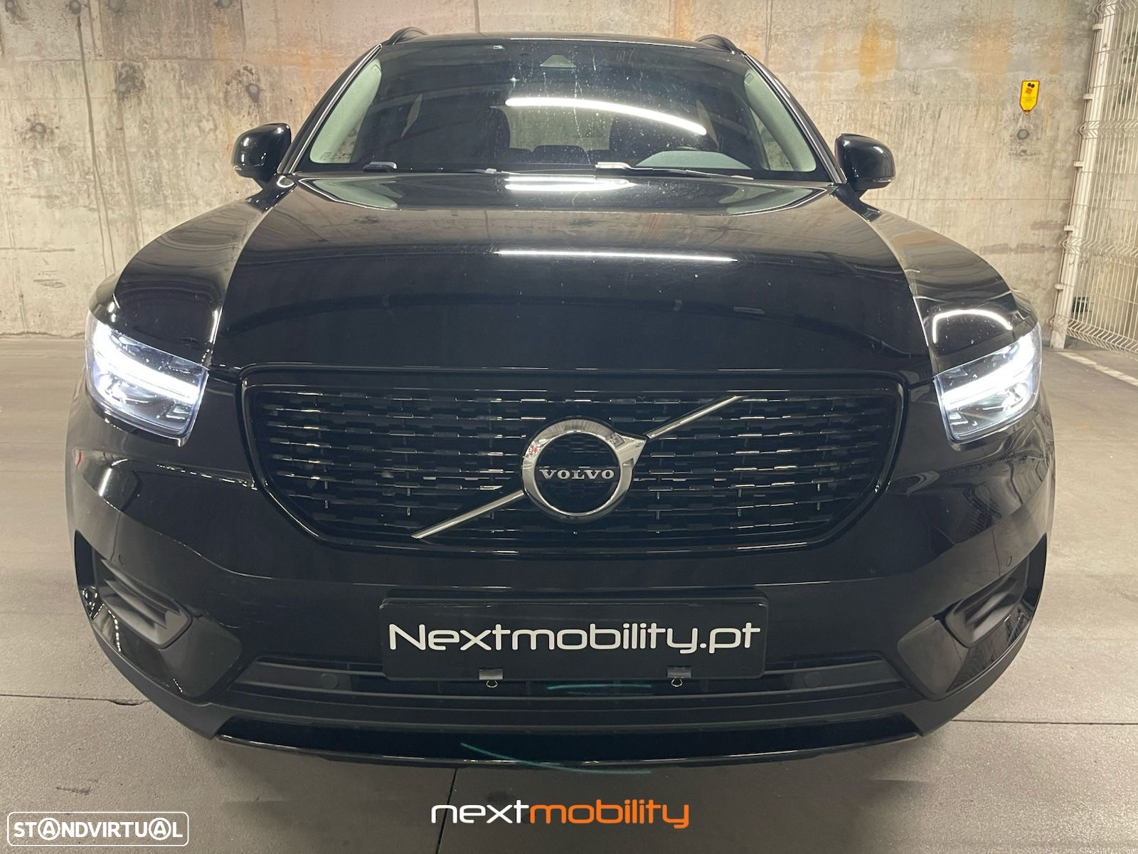 Volvo XC 40 1.5 T5 PHEV R-Design - 2