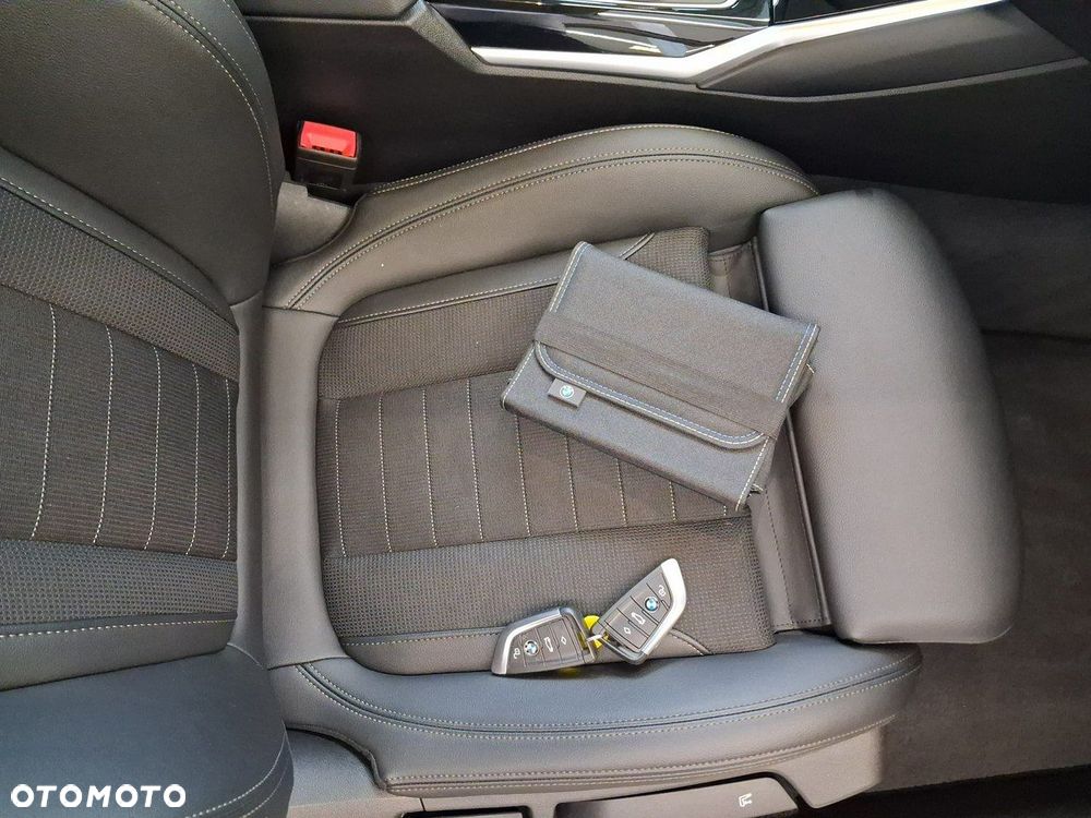 BMW Seria 3 - 26
