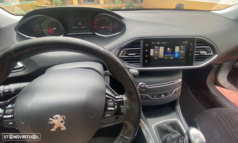 Peugeot 308 - 13