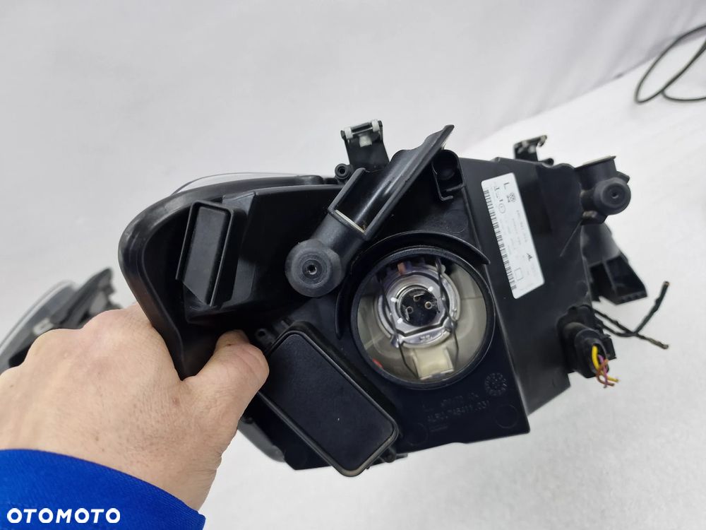VW POLO 6R0 08- LEWA / PRAWA / KOMPLET LAMP PRZEDNICH FIRMY AUTOMOTIVE LIGHTING , NR 6RU941016 / 6RU941015 , NR AUKCJI LA394 - 23