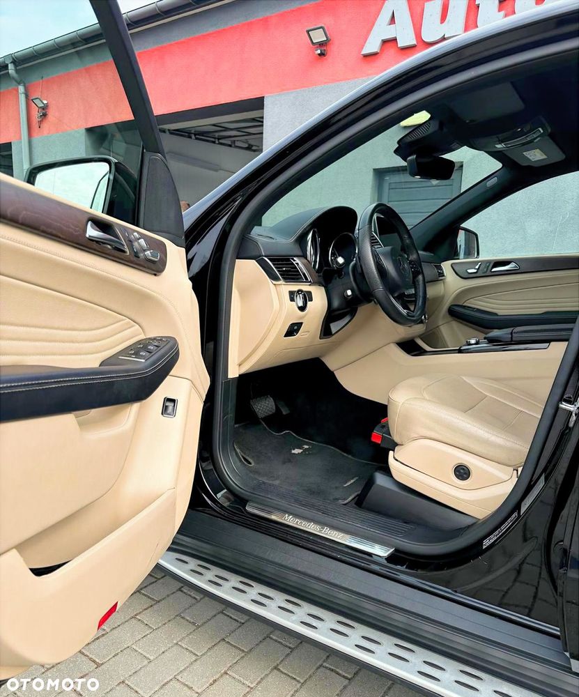 Mercedes-Benz GLE - 17