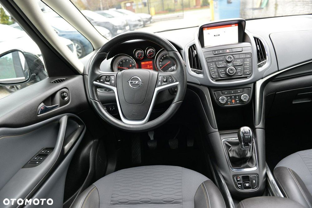 Opel Zafira 1.4 T Cosmo - 14