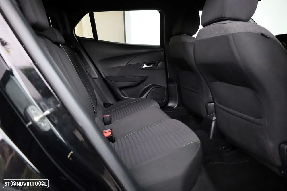 Peugeot 2008 1.2 PureTech Active - 44