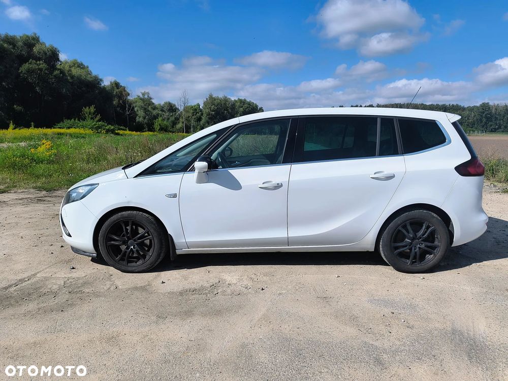 Opel Zafira 1.6 T SIDI Cosmo S&S - 5