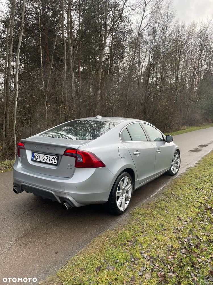 Volvo S60 T6 AWD Geartronic Summum - 2