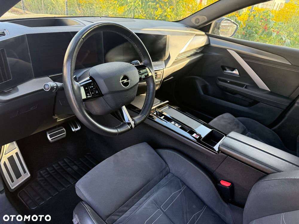 Opel Astra 1.2 T GS Line S&S - 15
