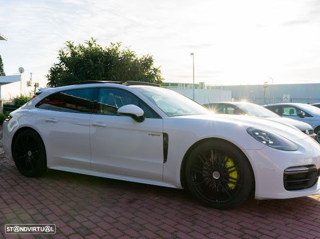Porsche Panamera Sport Turismo - 4