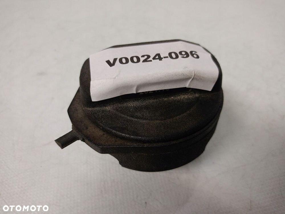korek wlewu paliwa benzyna volvo v70 ii - 3