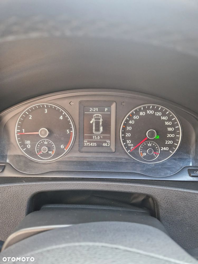 Volkswagen Multivan - 17