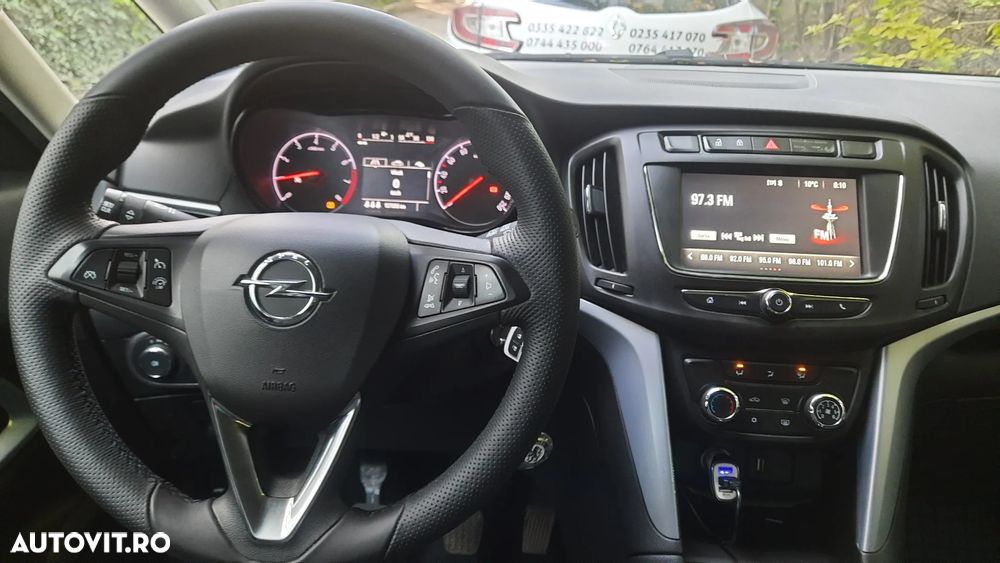 Opel Zafira 1.4 Essentia - 6
