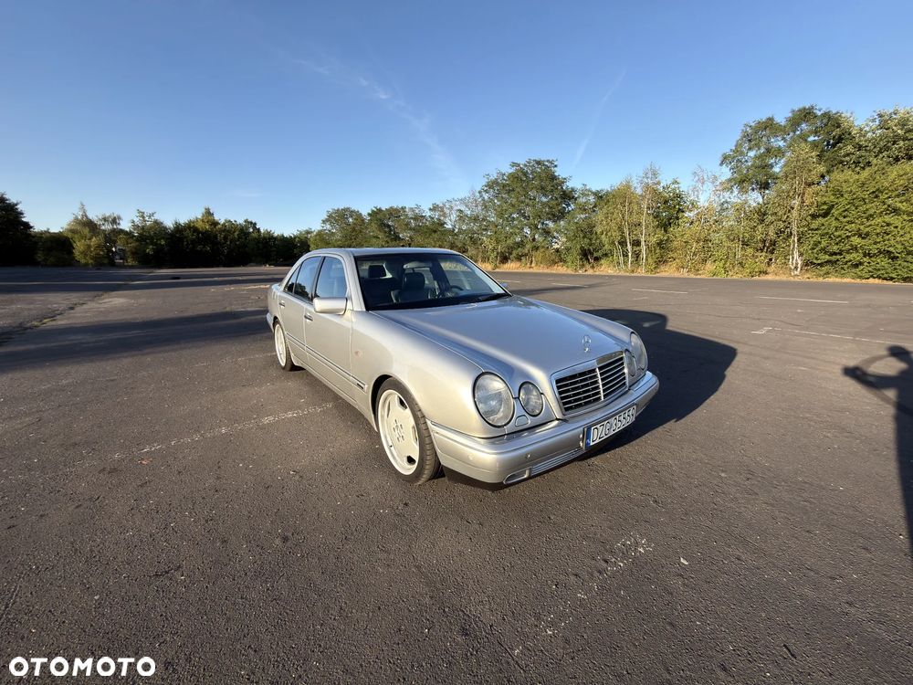 Mercedes-Benz Klasa E 430 T Avantgarde - 1