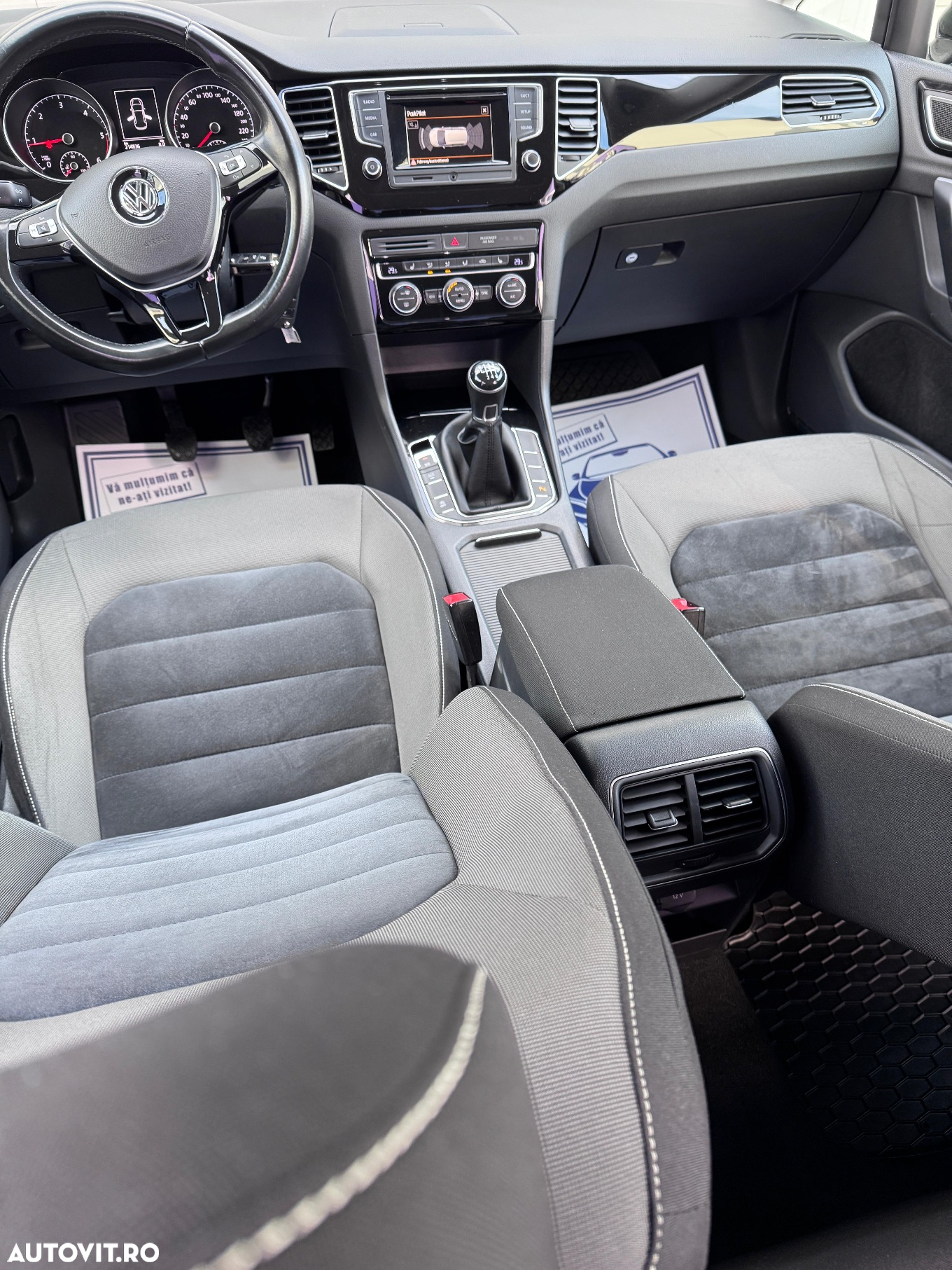 Volkswagen Golf Sportsvan 2.0 TDI (BlueMotion Technology) Highline - 28