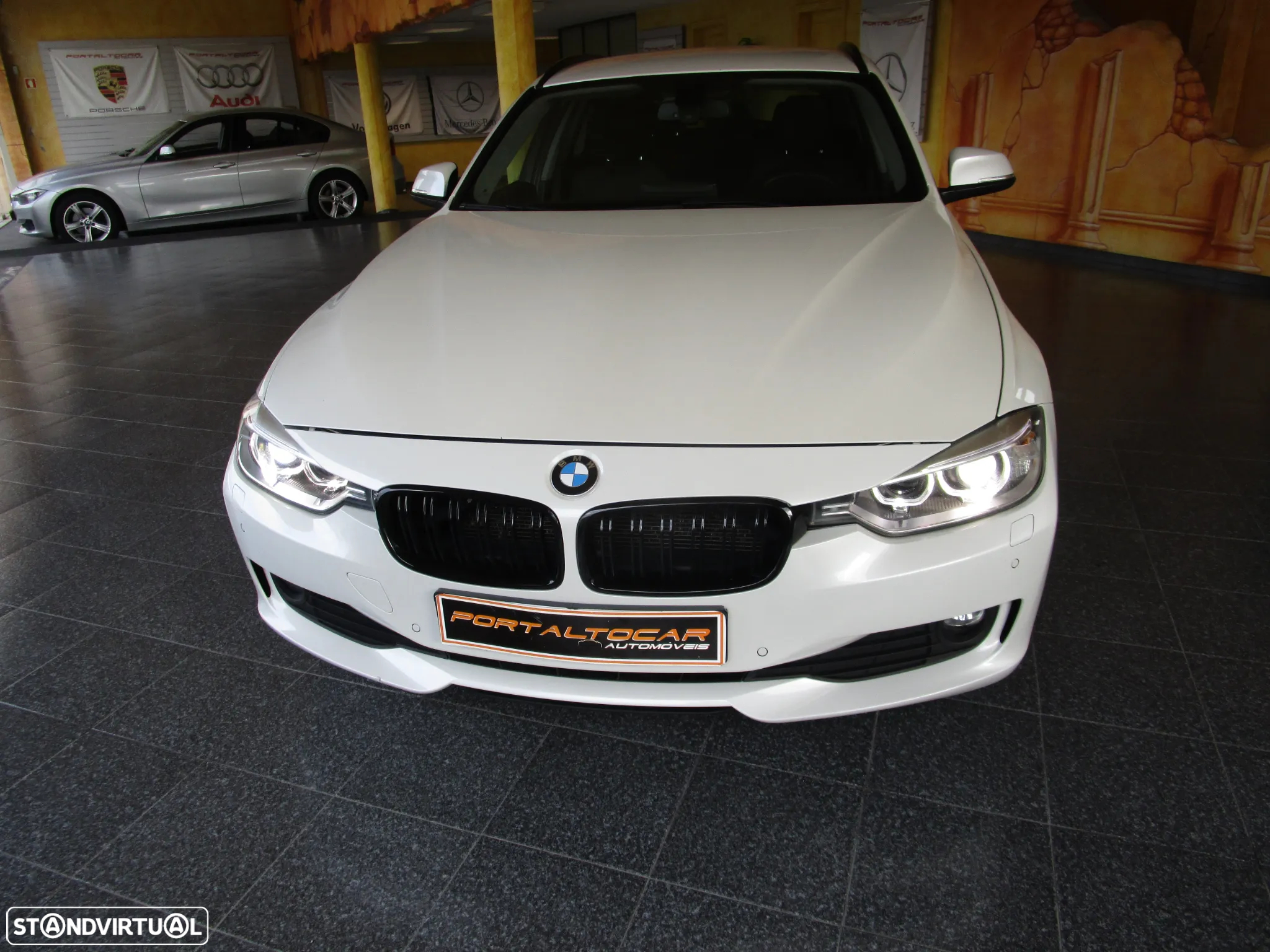 BMW 320 d Touring Aut. Sport Line - 44
