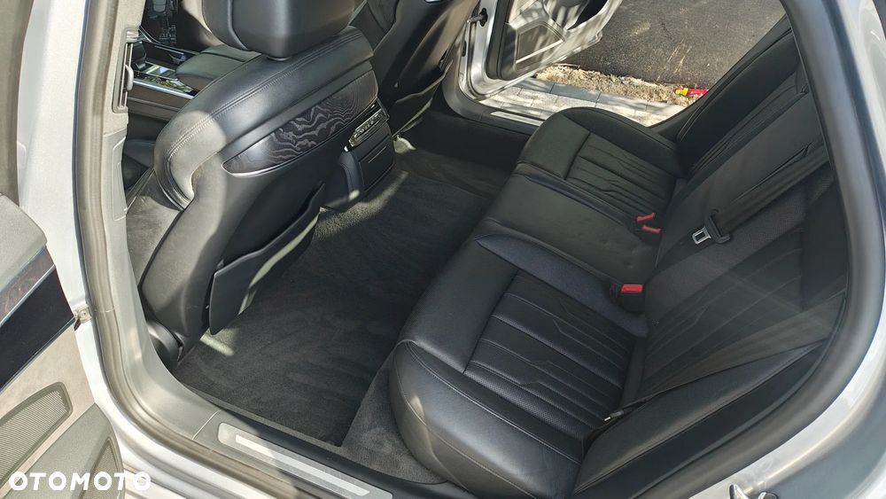 Audi A8 L 55 TFSI mHEV Quattro Tiptr - 39