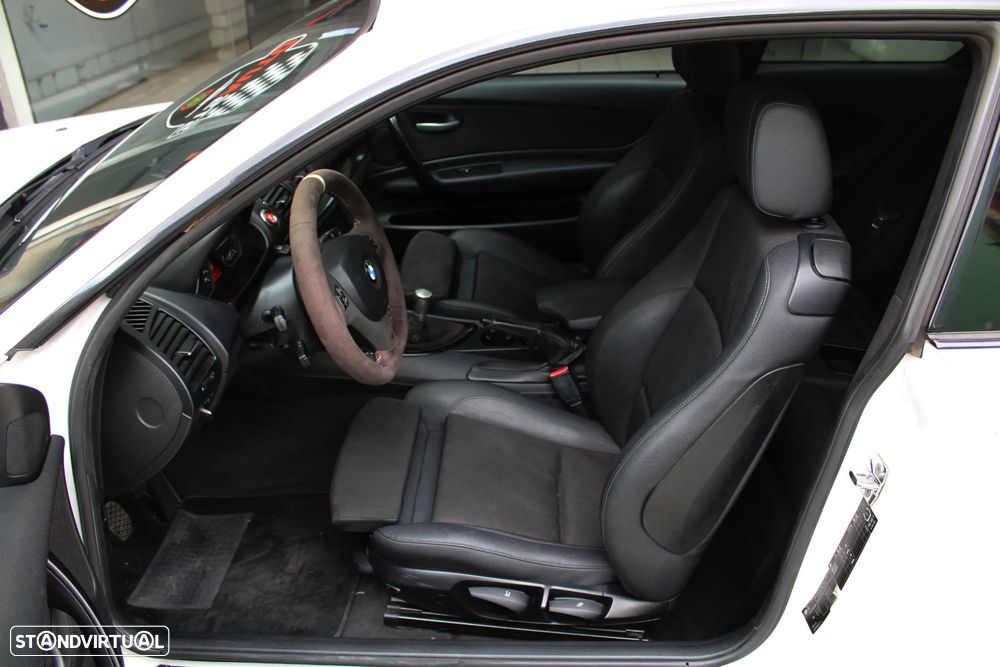 BMW 123 d Limited Edition Lifestyle c/ M Sport Pack - 22