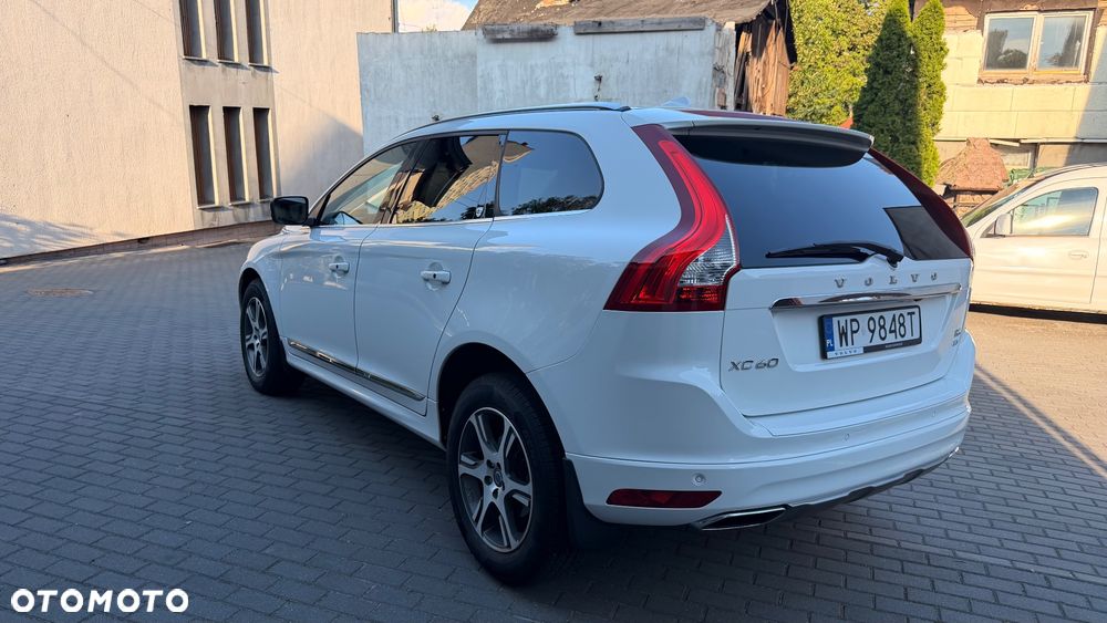 Volvo XC 60 T6 AWD Geartronic Summum - 6
