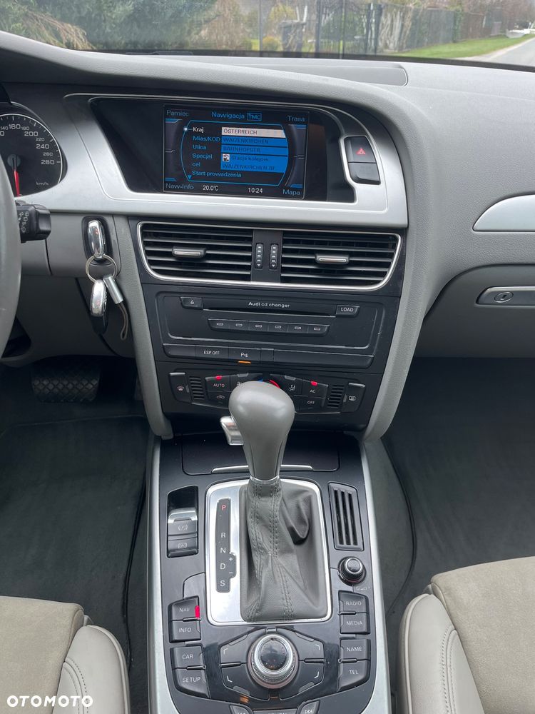 Audi A4 Avant 3.0 TDI DPF quattro S tronic S line Sportpaket - 39