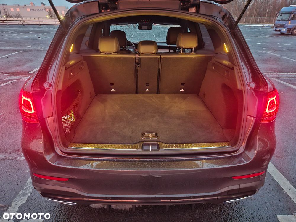 Mercedes-Benz GLC - 8
