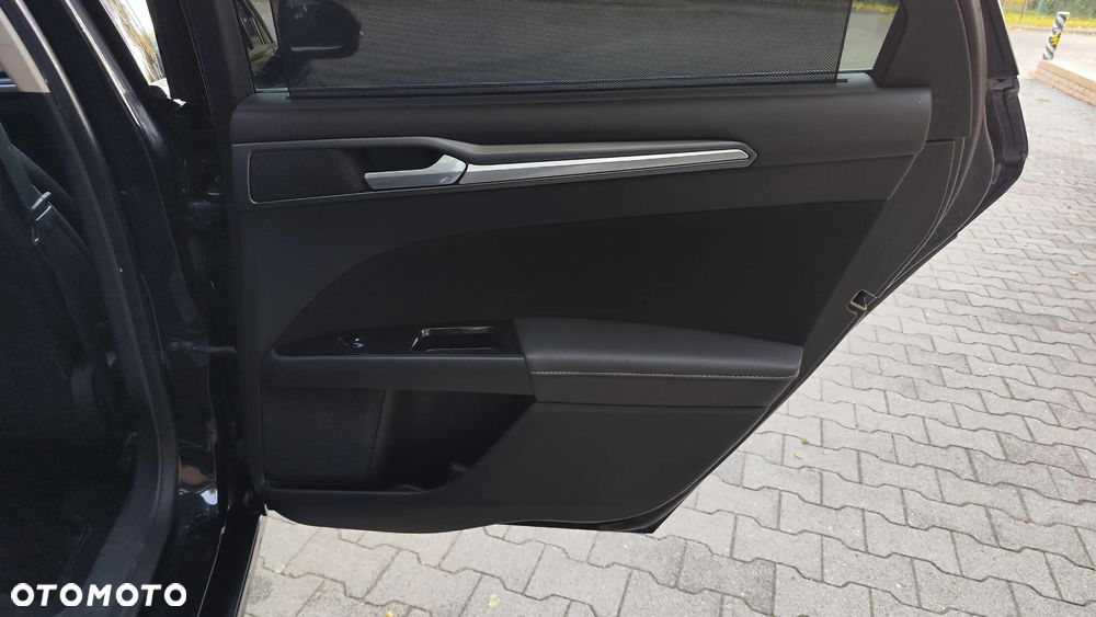 Ford Mondeo 2.0 TDCi Titanium PowerShift - 21