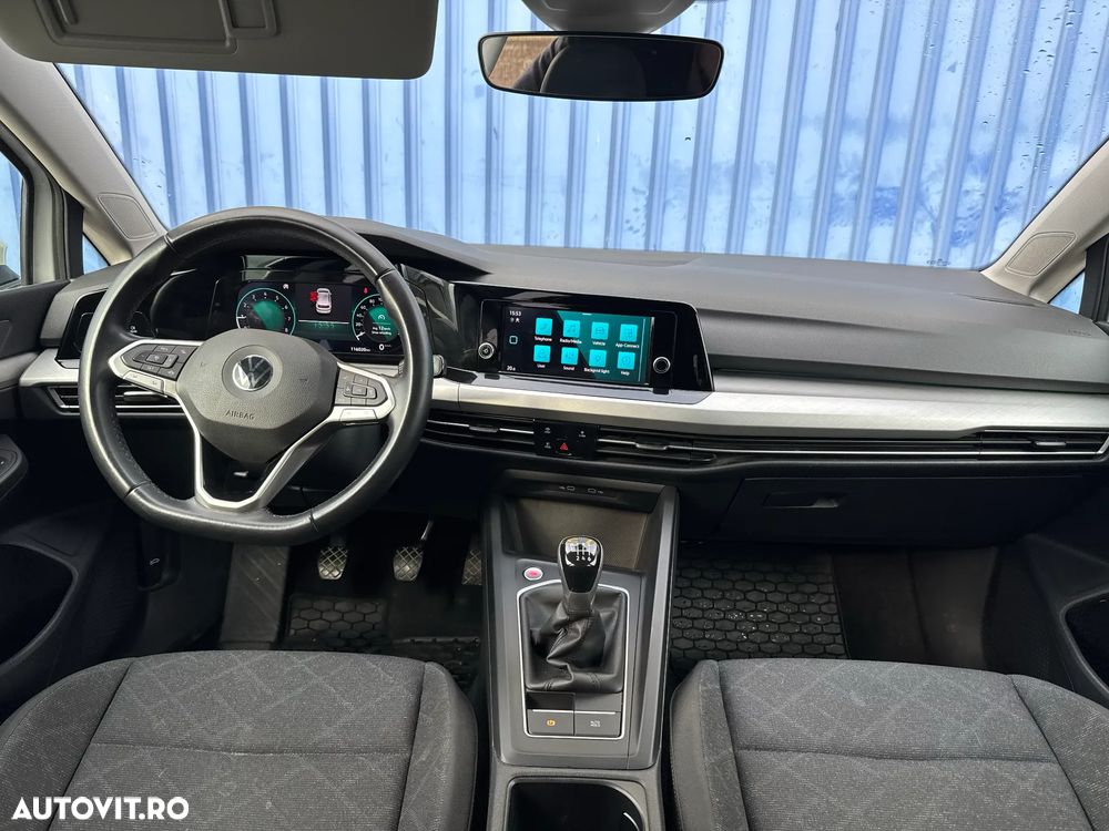 VOLKSWAGEN Golf 2022 — imagine 8