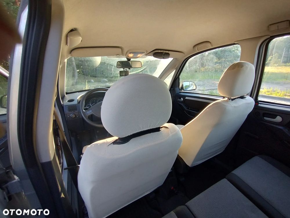 Opel Meriva - 9