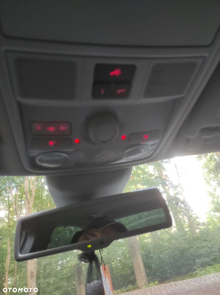 Volkswagen Passat - 9
