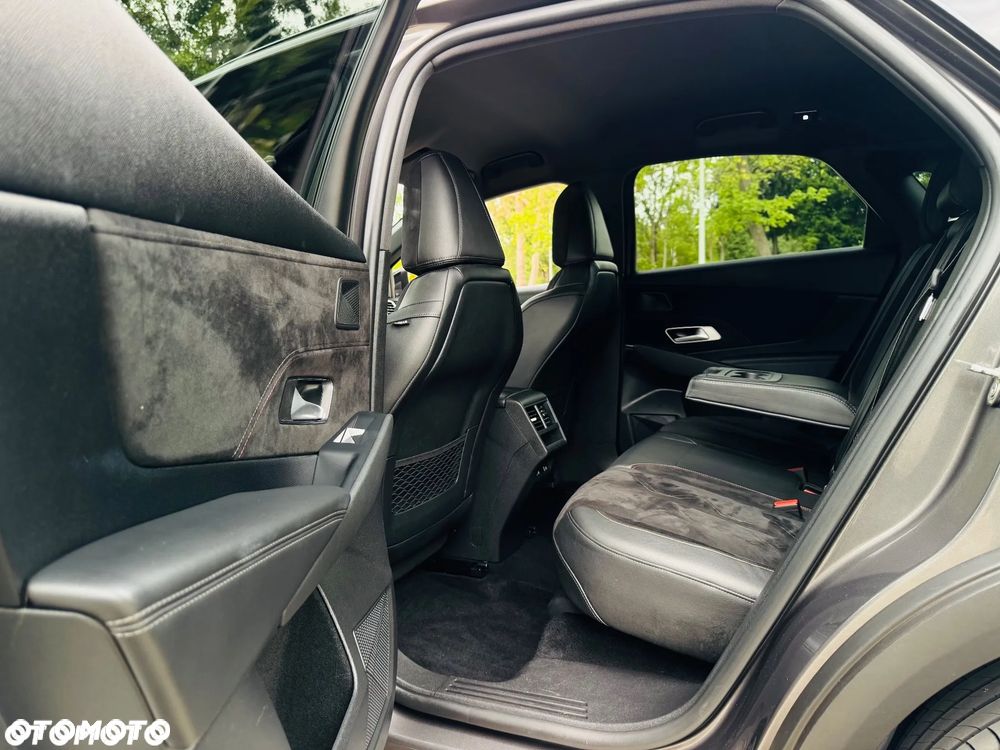 DS Automobiles DS 7 Crossback 1.5 BlueHDi So Chic - 32