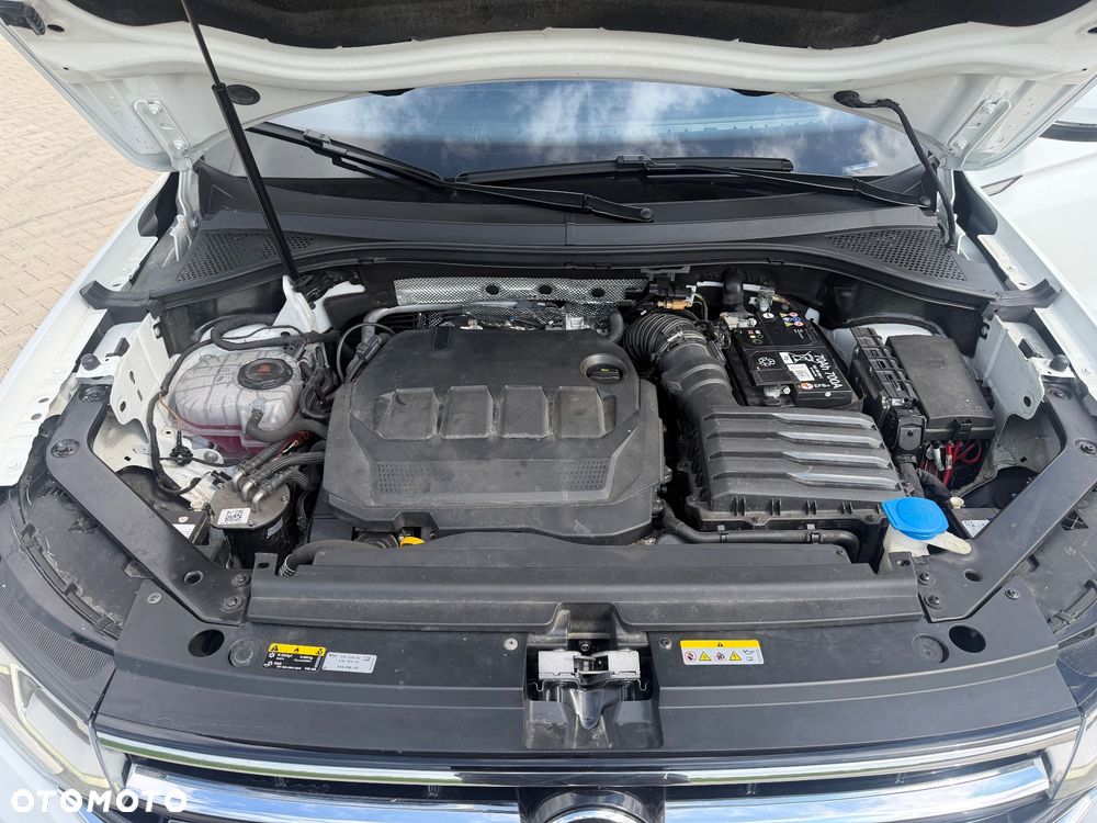 Volkswagen Tiguan Allspace 2.0 TDI SCR 4Motion DSG R-Line - 30
