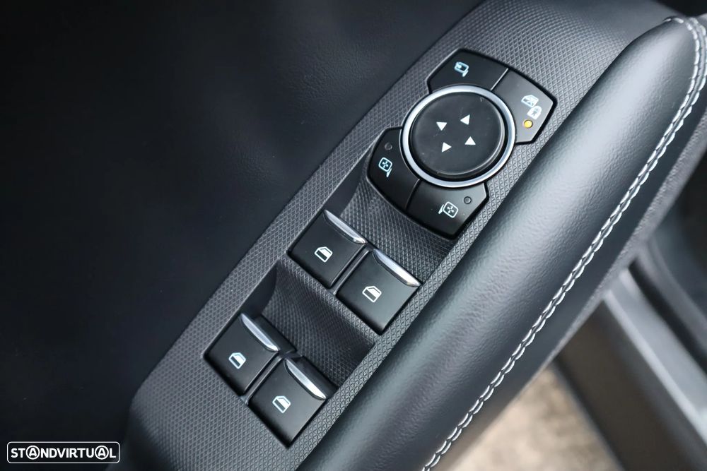 Ford Mustang Mach-E Standard - 16