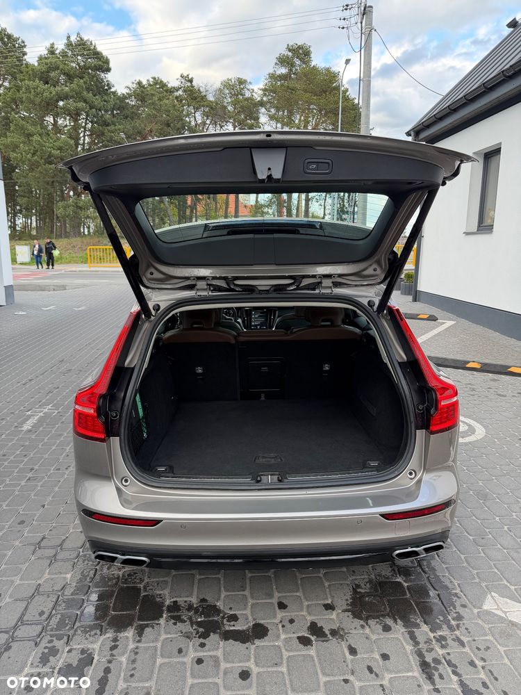 Volvo V60 D3 Summum - 23
