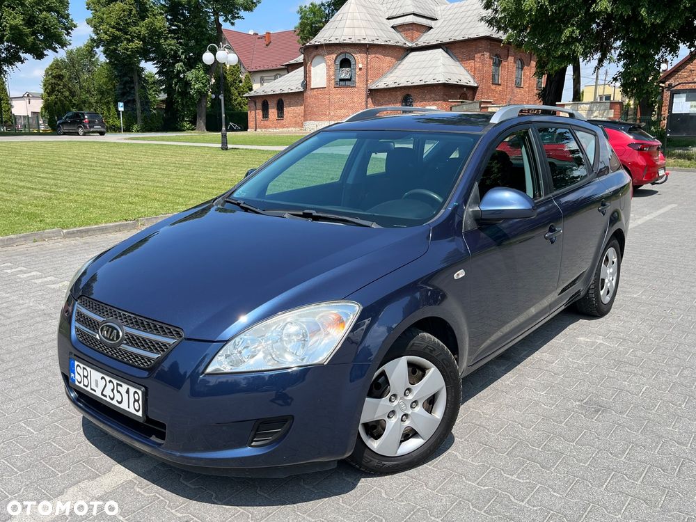 Kia Ceed 1.6 Crdi Comfort + - 1