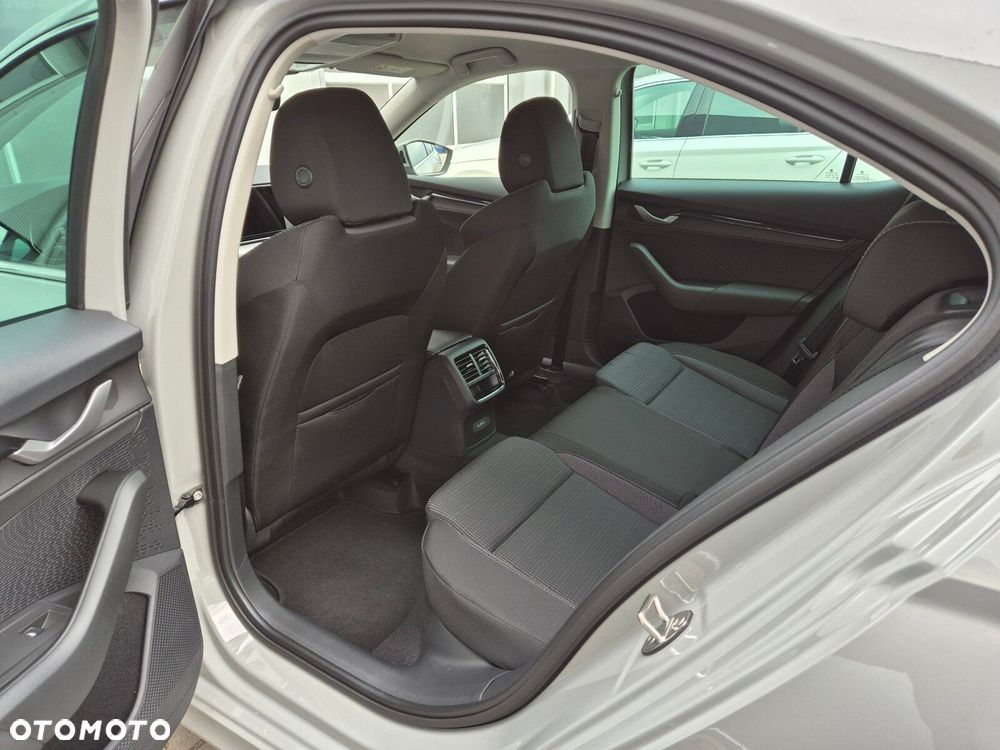 Skoda Octavia - 10