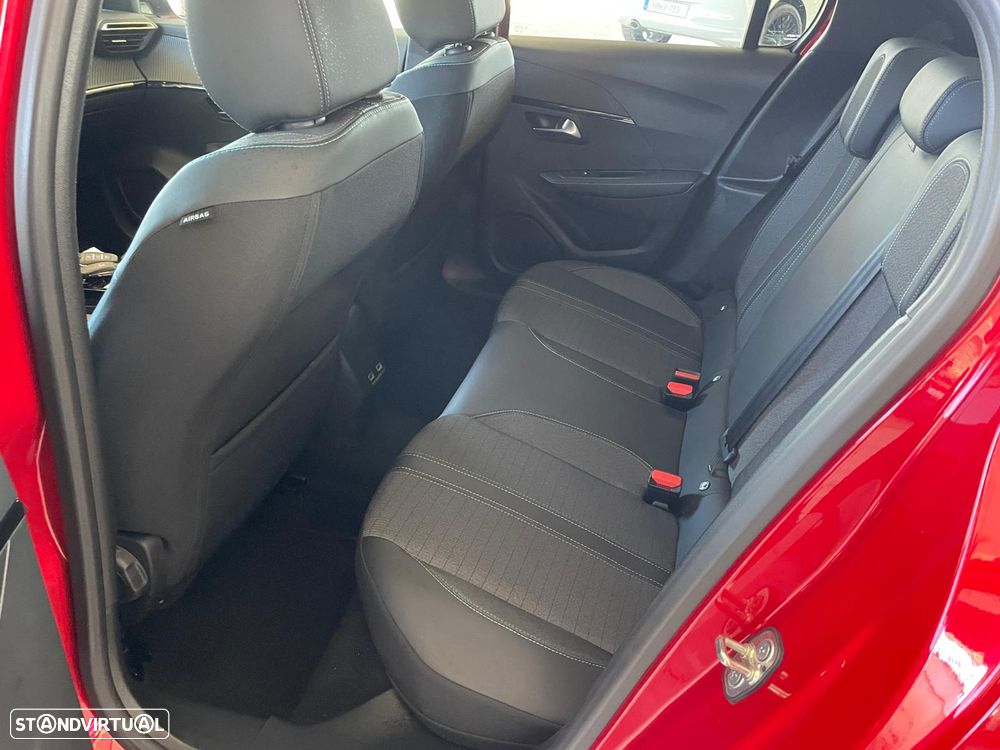 Peugeot 208 1.2 PureTech Allure Pack EAT8 - 22