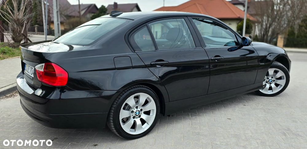 BMW Seria 3 - 16