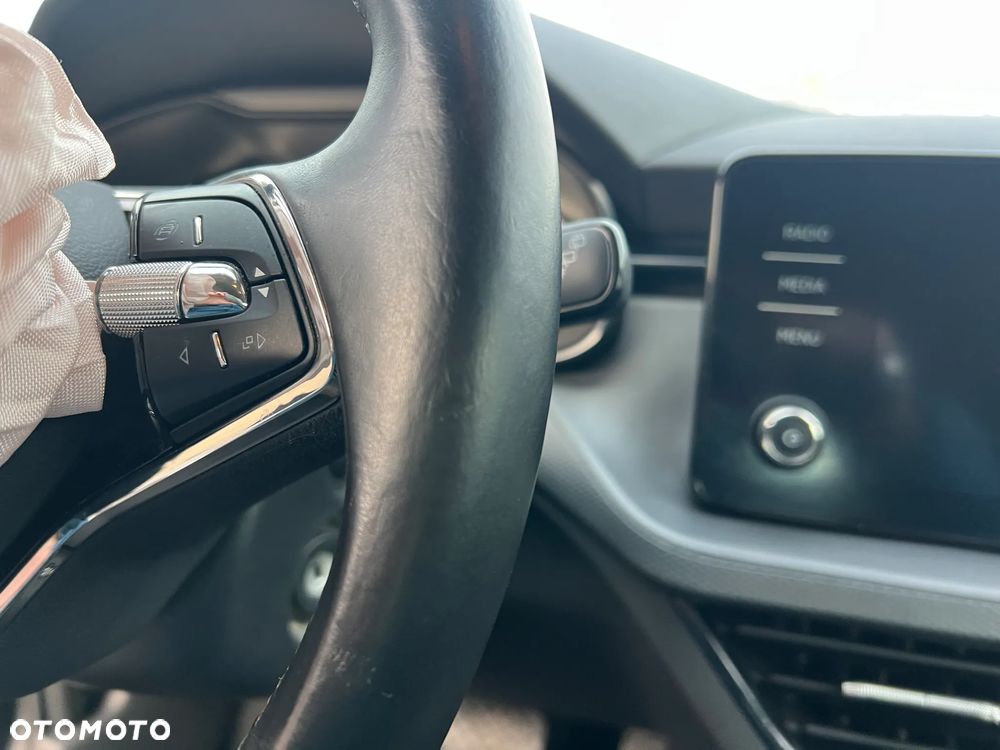 Skoda Kamiq 1.0 TSI DSG Style - 16