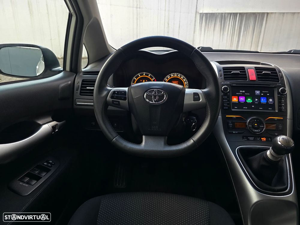 Toyota Auris 1.33 VVT-i Exclusive - 39