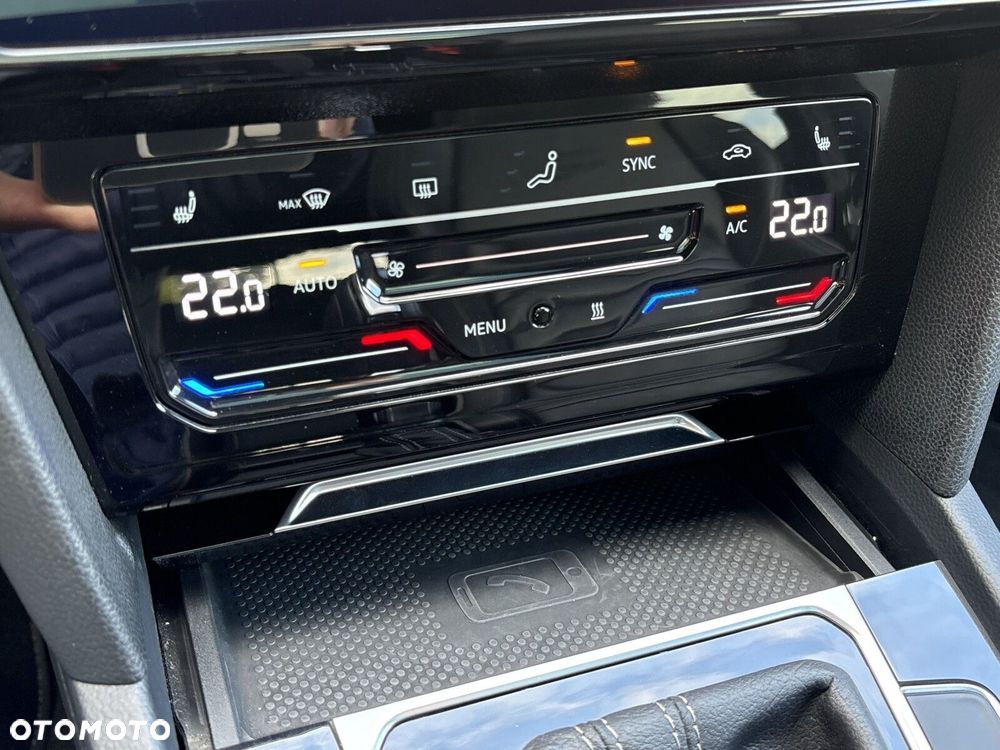 Volkswagen Arteon 2.0 TDI 4Motion R-Line DSG - 24