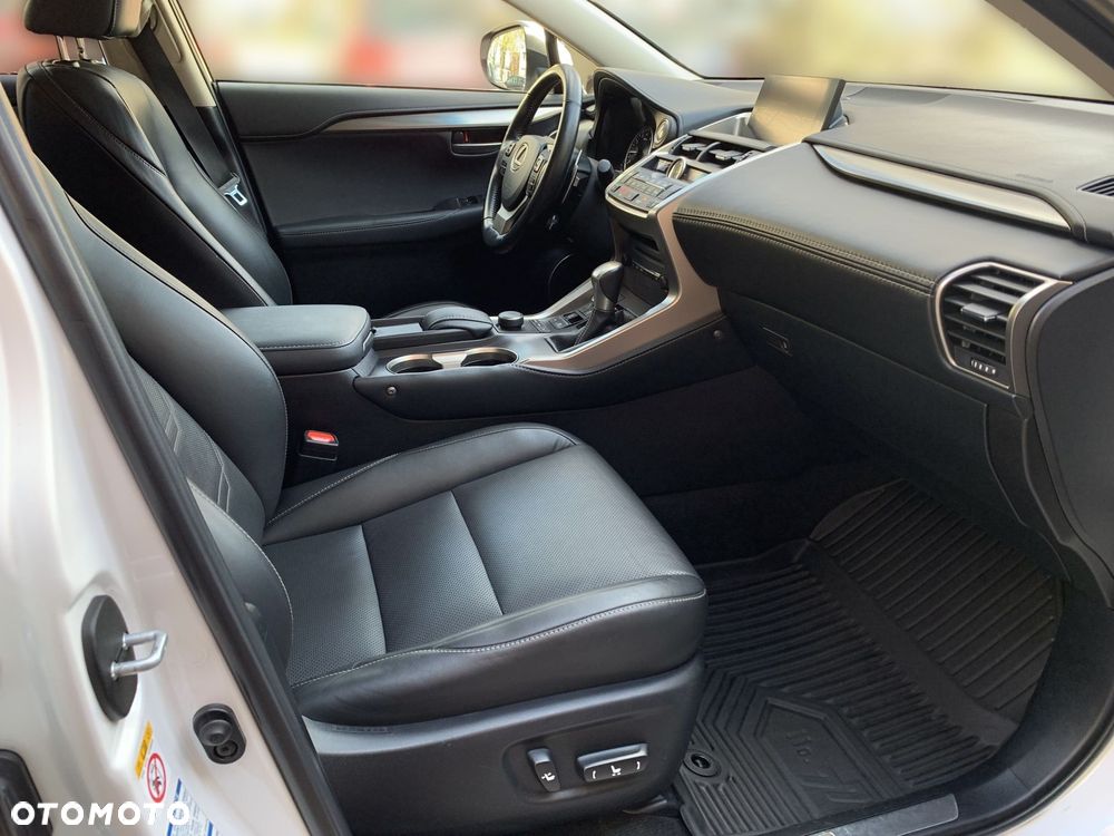 Lexus NX 200t Comfort AWD - 13