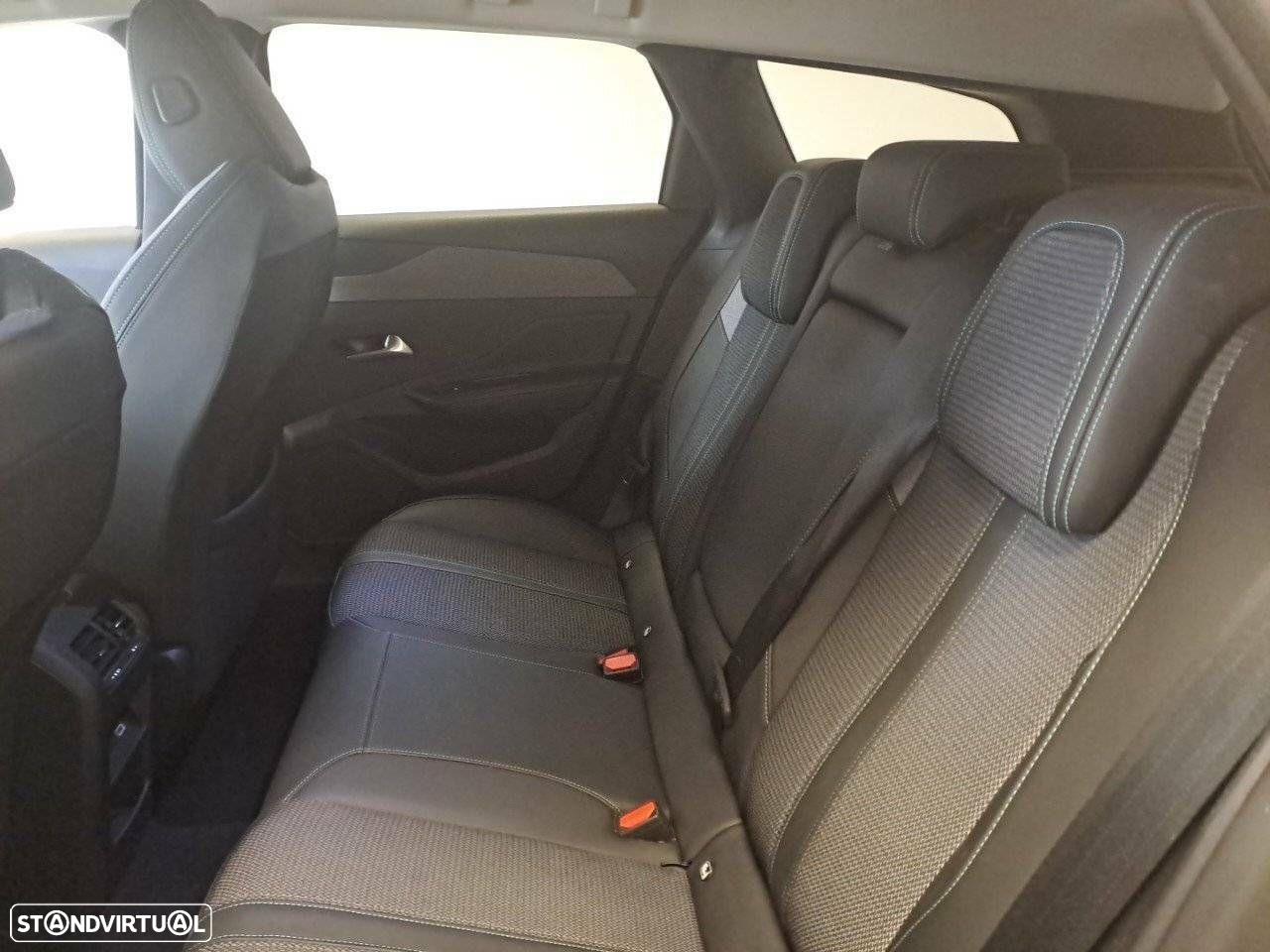Peugeot 308 1.2 PureTech Allure Pack - 10