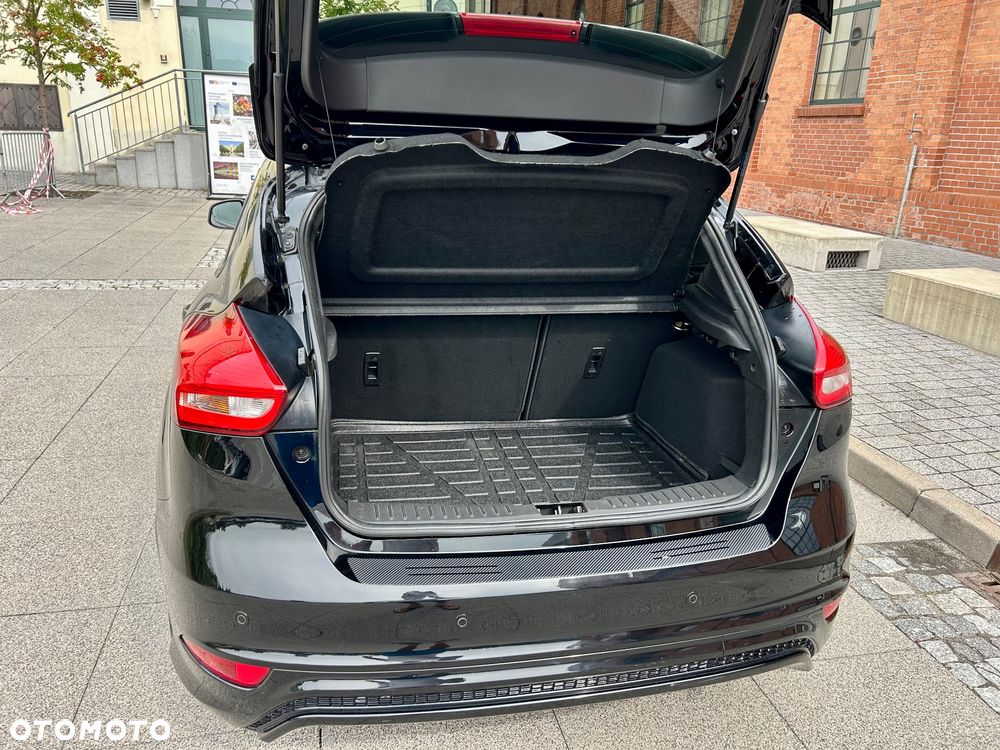 Ford Focus 1.0 EcoBoost Start-Stopp-System ST-LINE STYLE - 22
