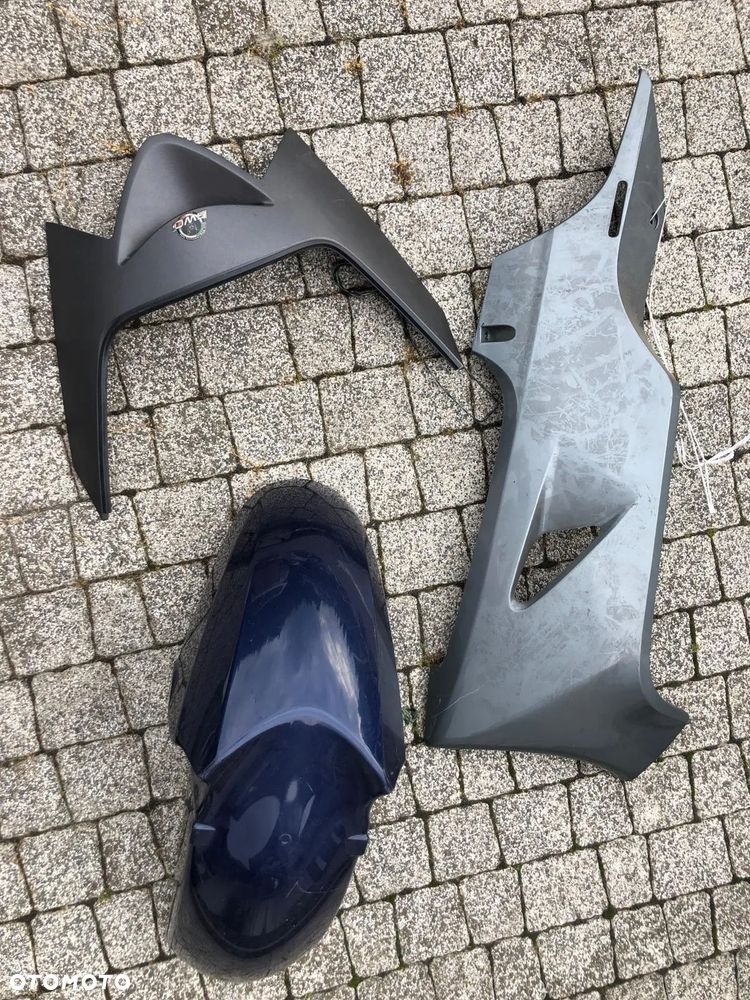 Honda Silver Wing szyba   oslona błotnik pług zadupek bok błotnik lampa tył