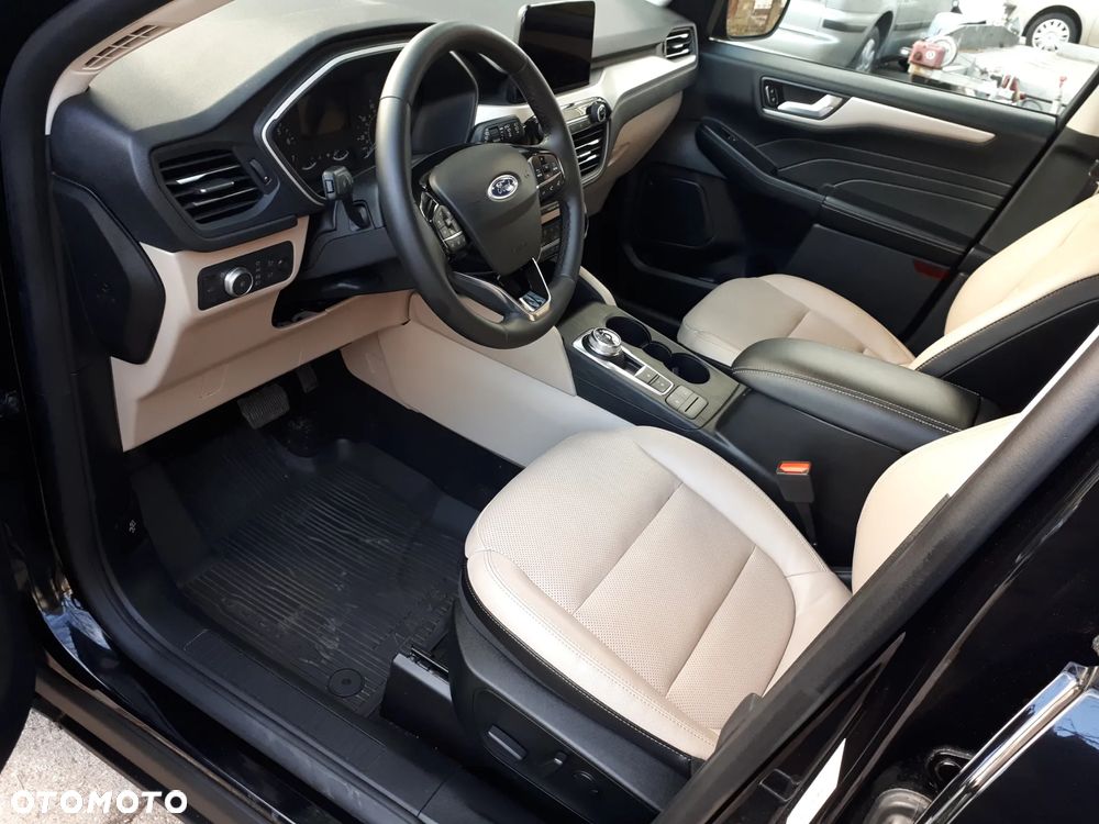 Ford Escape 2.0 EcoBoost AWD Titanium - 1