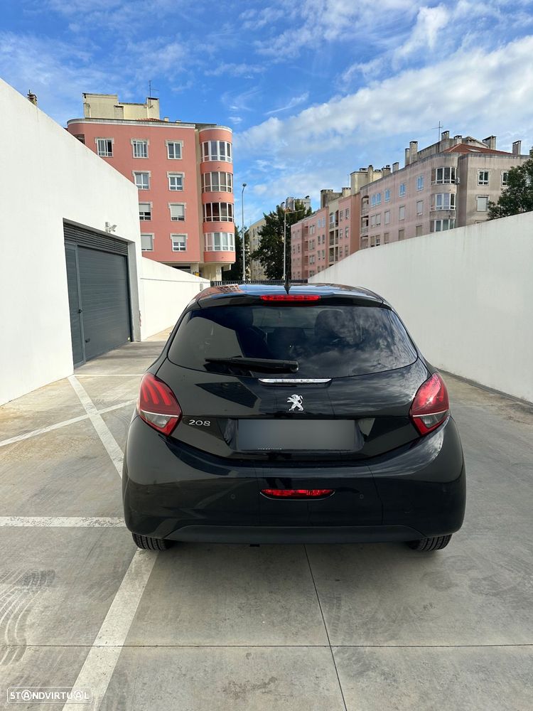 Peugeot 208 1.6 BlueHDi Style - 4