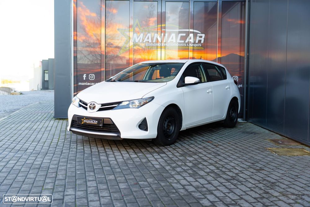 Toyota Auris 1.4 D-4D - 1