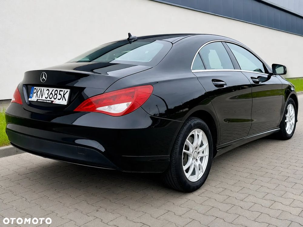 Mercedes-Benz CLA 180 BlueEffICIENCY Edition - 10