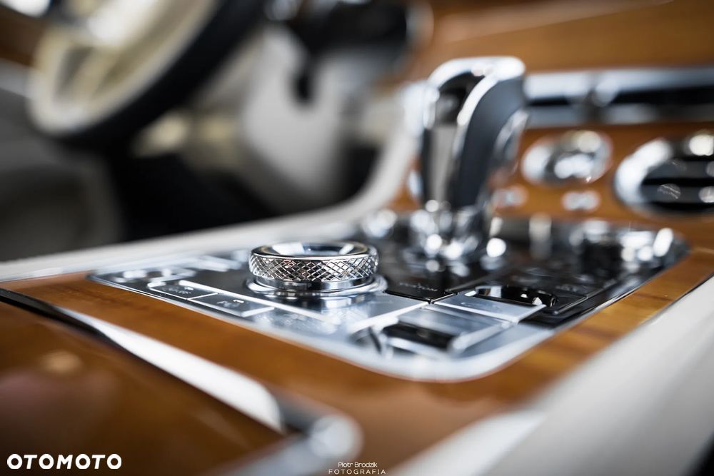 Bentley Continental GT - 20