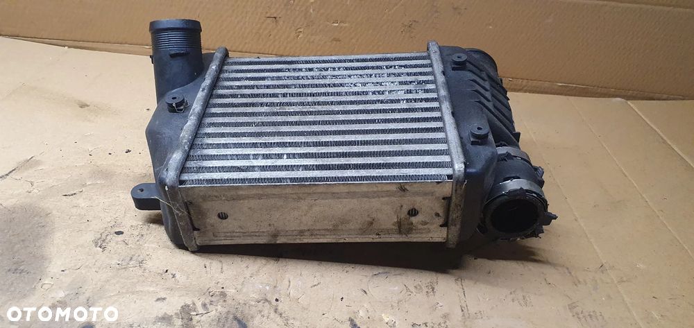Intercooler chłodnica intercoolera Audi A6 C6 2.7 TDI 4F0145805E - 2